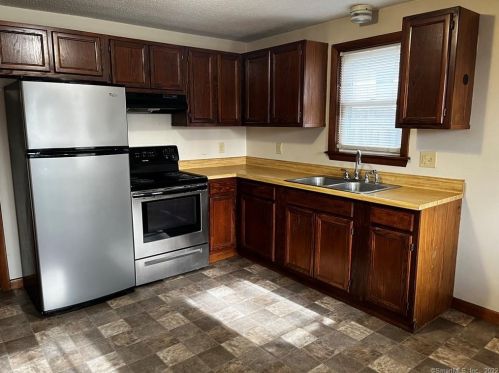 23 Church St, Killingly CT 06241-1234 exterior