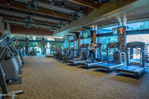 22110 36th St, Phoenix AZ  85050-7392 exterior