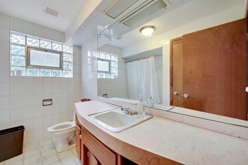 6201 Kilpatrick Ave, Chicago IL 60652-3050 exterior