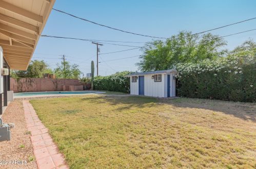 4112 18th Ave, Phoenix AZ  85015-5246 exterior