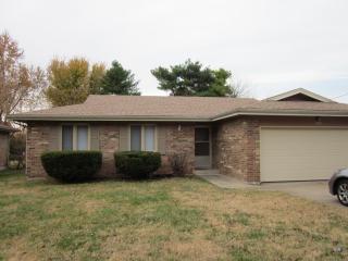 2521 Kings Ave, Springfield MO  65807-3055 exterior