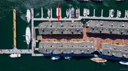 406 Chandlers Wharf, Portland ME  04101-4653 exterior