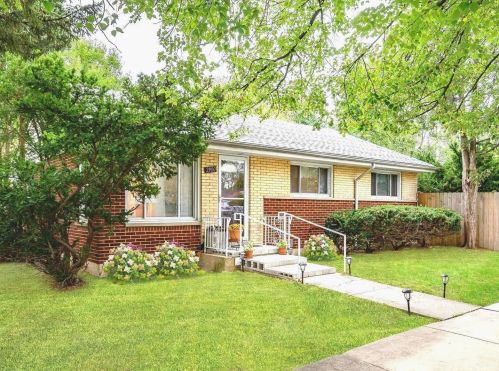 2900 10 Ave, Broadview IL 60153-1923 exterior