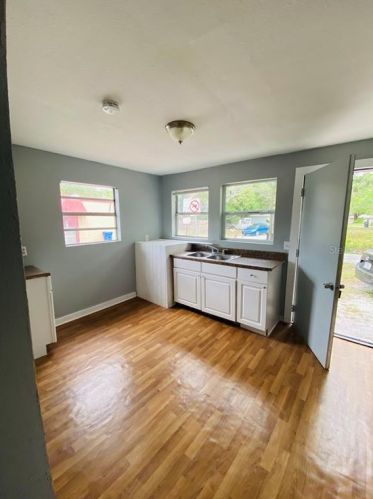 3203 Orient Rd, Tampa FL 33610-4122 exterior