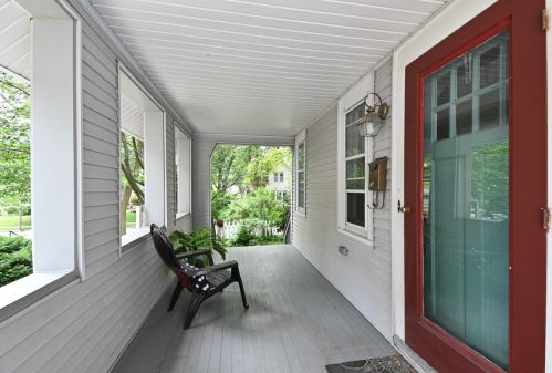 1934 83rd St, Milwaukee, WI 53213-2128