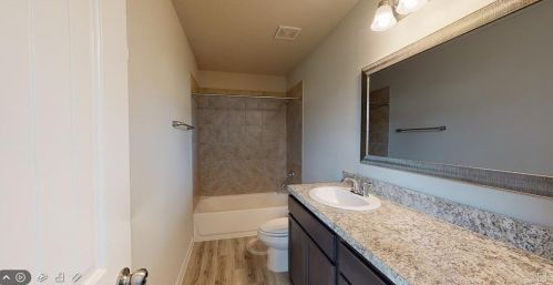 439 1 St, Hempstead TX 77445-7019 exterior