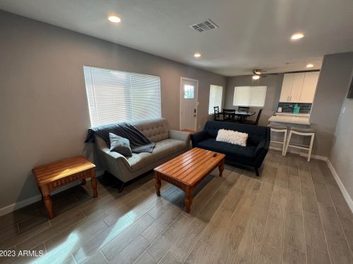 2106 Campbell Ave, Phoenix AZ  85015-4430 exterior