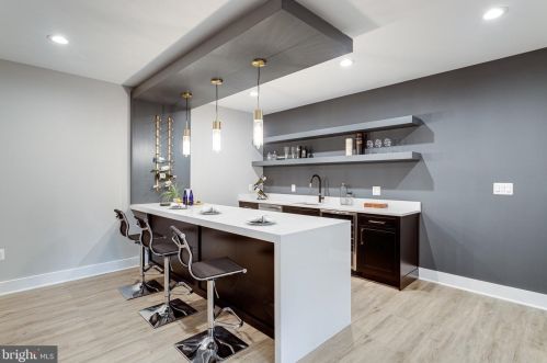 1520 Brookhaven Dr, Mc Lean VA  22101-4127 exterior