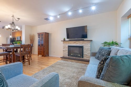 1134 Washburne Ave, Chicago IL  60608-1437 exterior