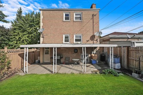 5759 63 Pl, Chicago IL 60638-5414 exterior