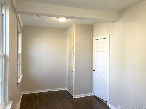 109 Hillcrest Ave, New Britain CT  06053-2540 exterior