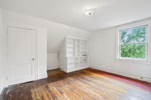 1675 Beechwood Blvd, Pittsburgh PA 15217-1713 exterior