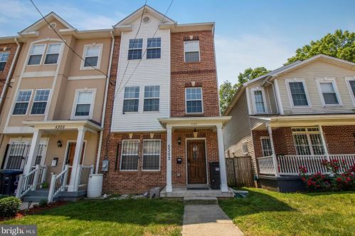 5303 D St, Washington, DC 20019-6128