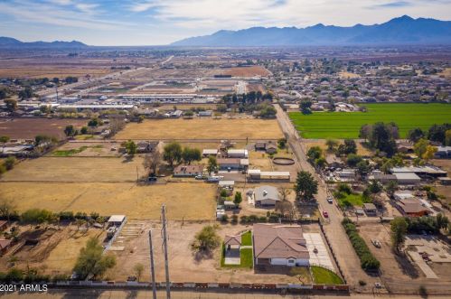 3605 69th Ave, Phoenix AZ 85043-3325 exterior