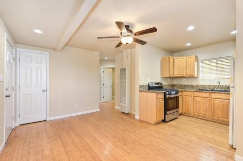 914 Mormon St, Folsom CA 95630-2611 exterior