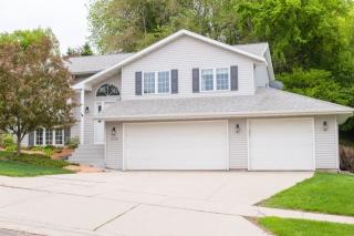 2119 Ponderosa Dr, Rochester MN  55902-1107 exterior