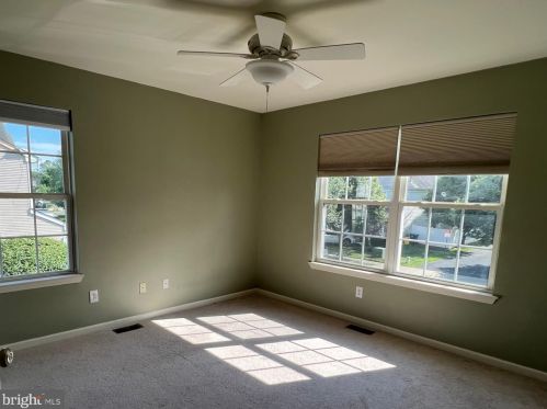 297 Fountayne Ln, Trenton NJ 08648-2672 exterior