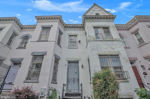 606 F St, Washington, DC 20002-5218