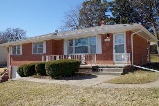 1864 122nd Ave, Omaha NE  68144-2824 exterior