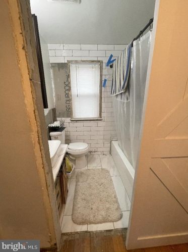 1019 47 St, Washington DC 20019-5205 exterior