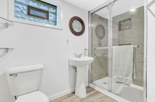 2960 11 St, Milwaukee WI 53215-3814 exterior