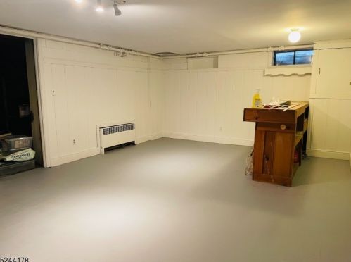 14 Elk Ave, Dover NJ 07801-2505 exterior