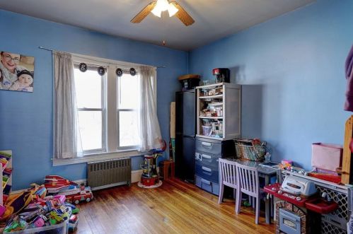 141 Farm St, Woonsocket RI 02895-1107 exterior