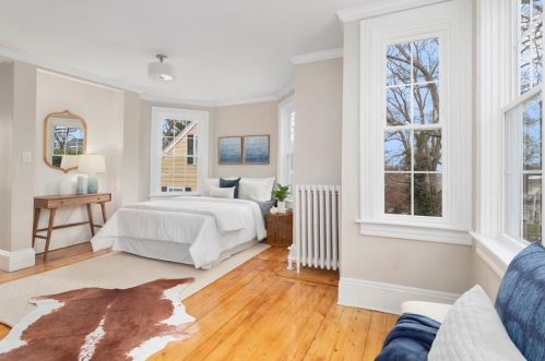 294 Doyle Ave, Providence RI  02906-3355 exterior