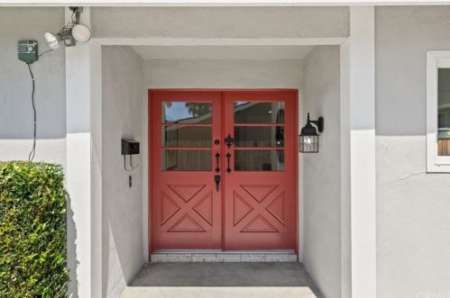 13422 Epping Way, Tustin CA  92780-4743 exterior