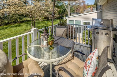 361 Dwight Rd, Middletown NJ 07748-3074 exterior