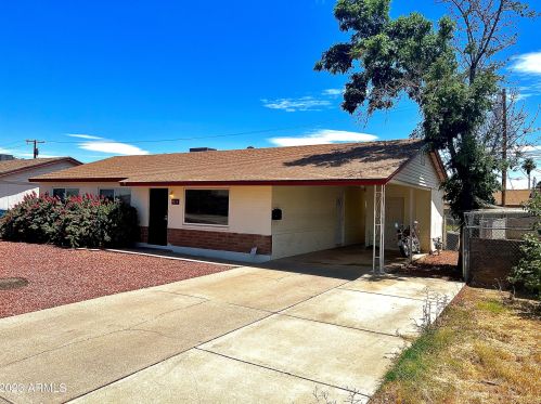 3133 Corrine Dr, Phoenix AZ  85032-6553 exterior