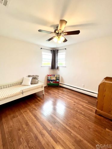 24 Sims Rd, Edison NJ 08817-3034 exterior