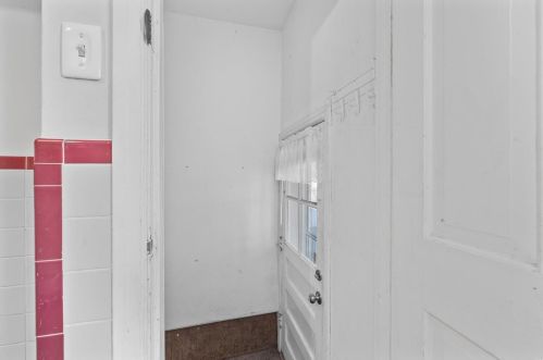 1346 Thatcher Ave, Saint Louis MO 63135-1719 exterior