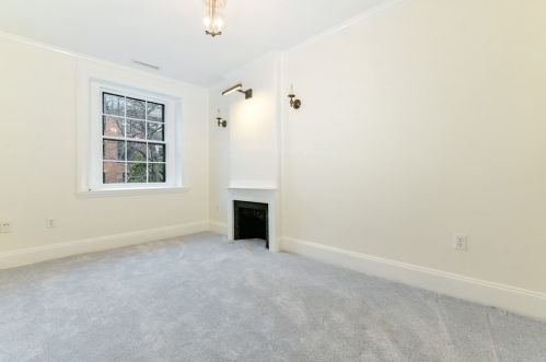 48 Mount Vernon St, Boston MA  02132-2810 exterior