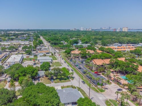 3502 Mcelroy Ave, Tampa FL 33611-3606 exterior