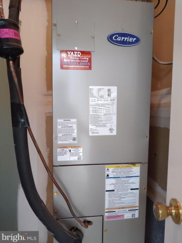 8616 Shadwell Dr, Alexandria VA 22309-4634 exterior