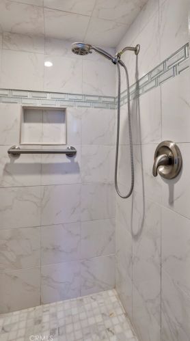 1100 Lincoln Ave, Fullerton CA 92831-4506 exterior