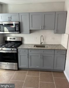 4718 D St, Philadelphia PA 19120-4517 exterior