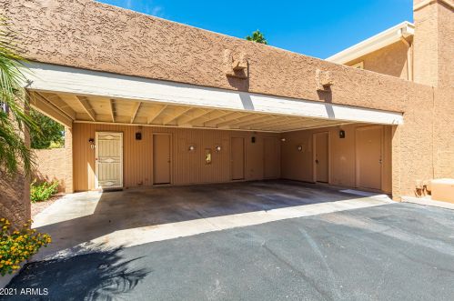 10425 11th St, Phoenix AZ  85020-8548 exterior