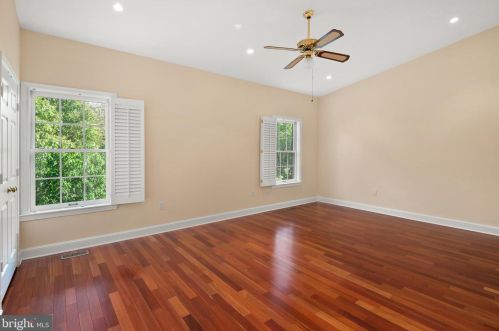 3648 Winfield Ln, Washington DC  20007-2348 exterior