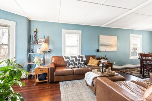 101 Broadway, Salem MA 01970-4506 exterior