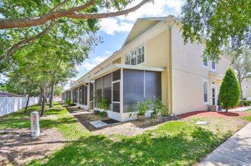 6615 Shining Sun Ct, Tampa FL 33634-1251 exterior