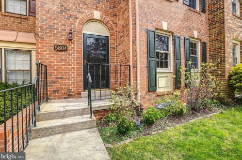 5804 Tudor Ln, Rockville, MD 20852-2873