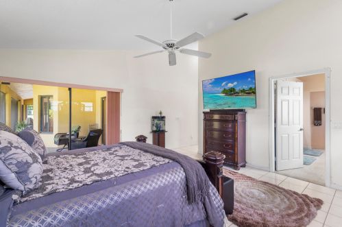 514 Clf Rd, Fort Pierce FL 34984-6226 exterior