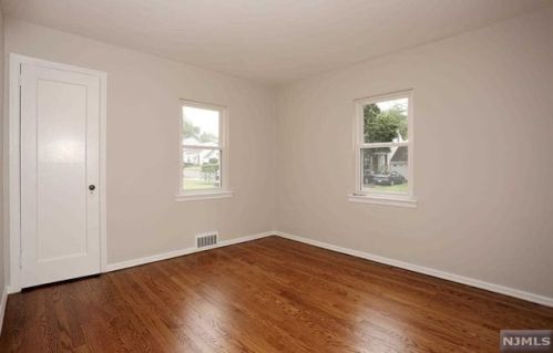 61 Birch Rd, Dumont NJ 07628-2010 exterior