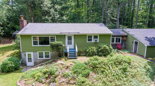 29 Brown Hill Rd, Concord, NH 03304-4803