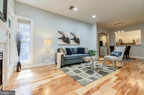 4656 Lambert Dr, Alexandria VA 22311-4942 exterior