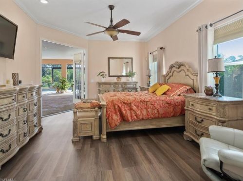 270 Logan Blvd, Naples FL 34116-3909 exterior