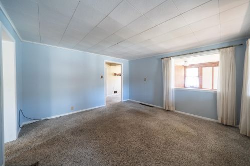 2795 Thornapple River Dr, Grand Rapids MI 49546-6844 exterior