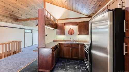 15404 Park Lake Rd, East Lansing MI 48823-3864 exterior